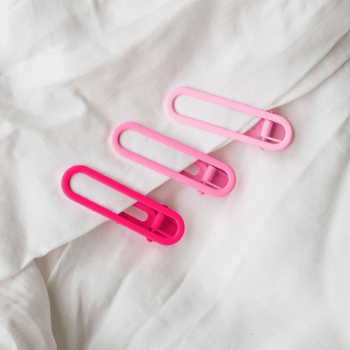 Round Hair Barrettes, Neon Pink Set Typo Market