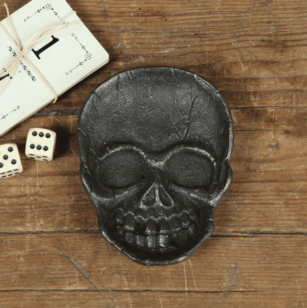 Skull Cast Iron Dish