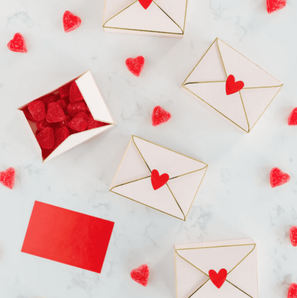Valentine Love Note Treat Box