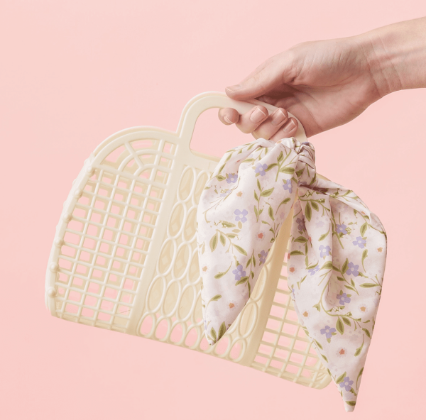 Cream So-Jelly Basket