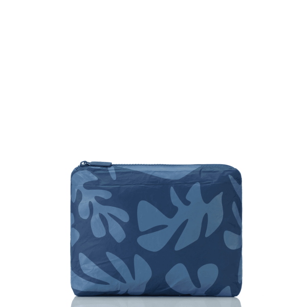 Small Reef, Deep Blue/Navy