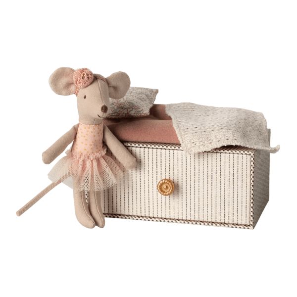 Dance Mouse in Daybed, Little Sister