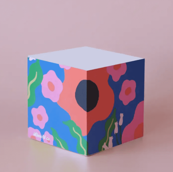 Wavy Daisy Sticky Note Cube